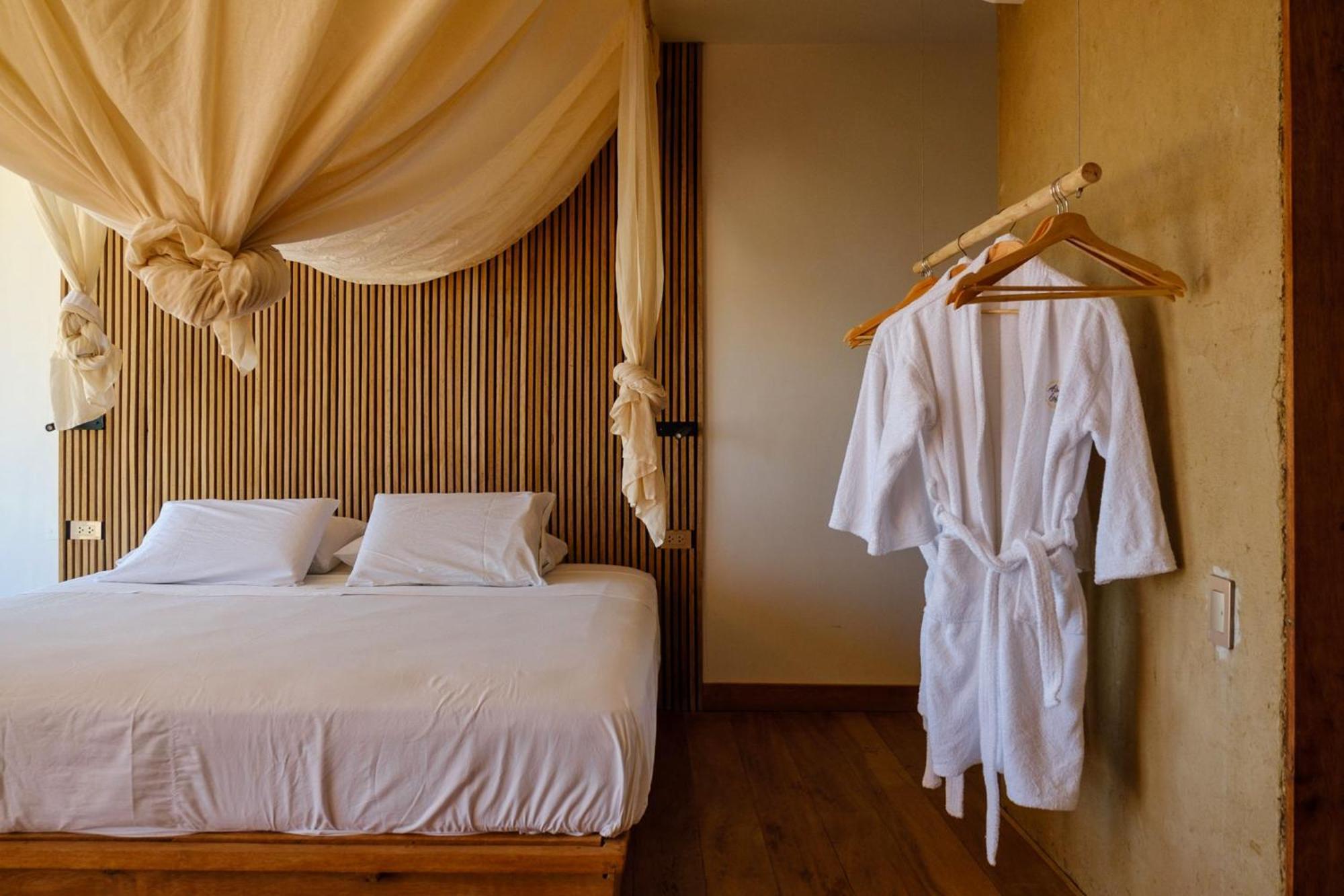 Alma Loft Hotel Vichayito Exterior photo